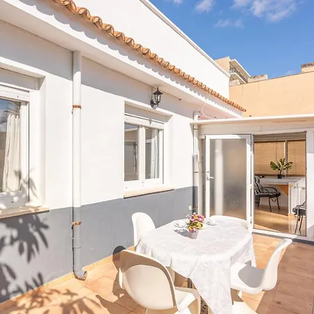 Ana House